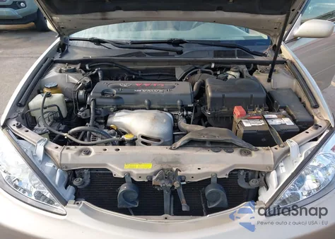 2003 Toyota Camry Le z USA, uszkodzony, nr VIN 4T1BE30K43U743251